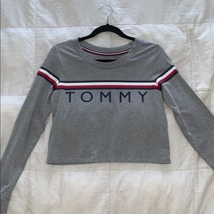 Tommy Hilfiger long sleeve crop top